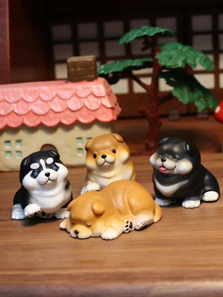 柴犬とハスキーのミニカーアクセサリー：かわいいデザインで犬のクリスマスプレゼントに最適