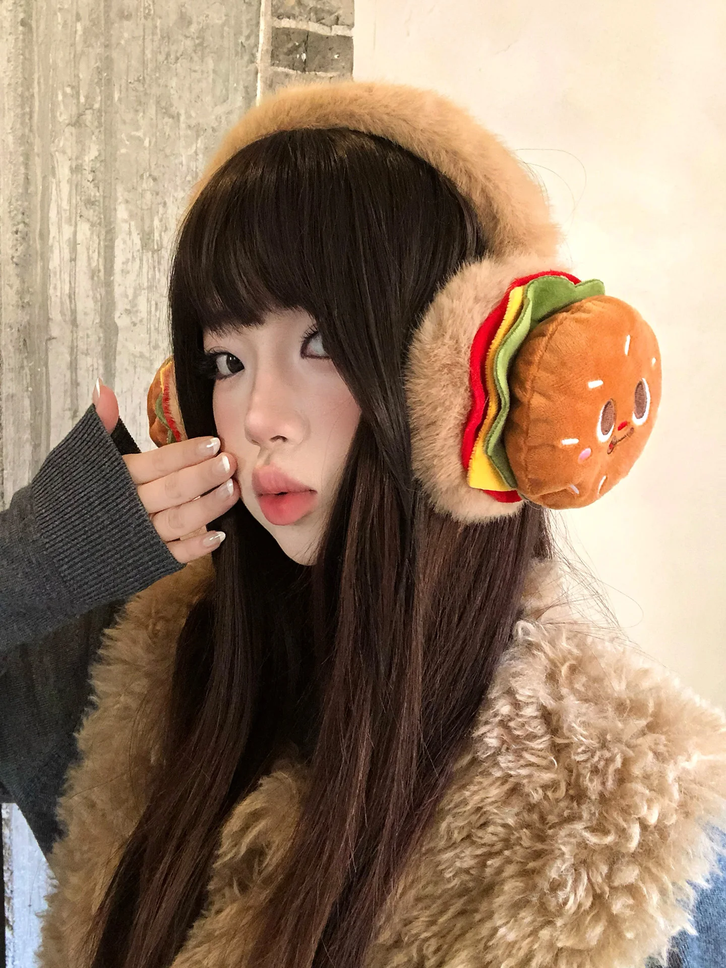 可愛いハンバーガー型フリースイヤーマフ：冬の寒さを和らげる学生向け防寒アイテム