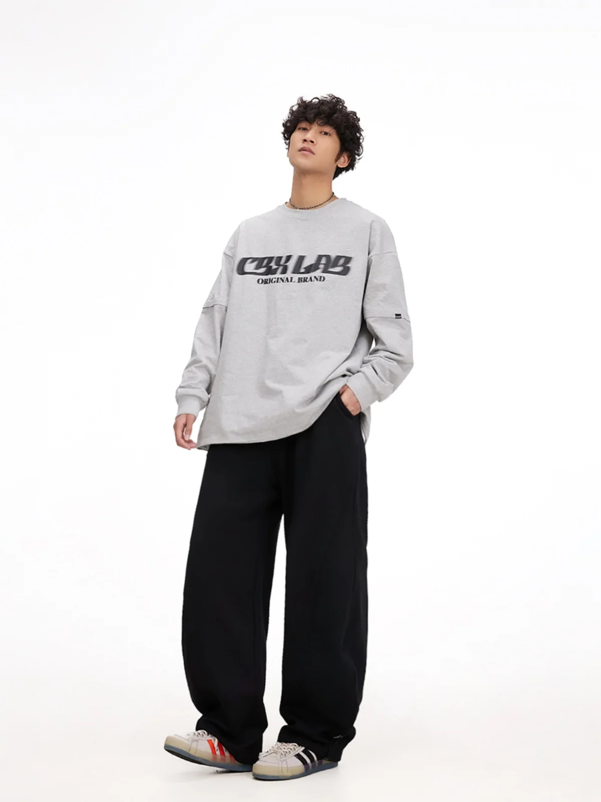 黒スウェットパンツのフィット感と素材特性：CBXLABバナナパンツの実測分析