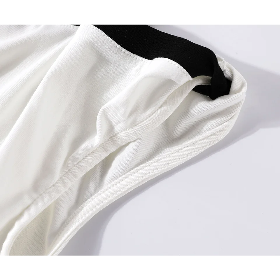 斜め襟デザインのショート丈Tシャツ【ドレープ・肩出し・トレンドカラー】