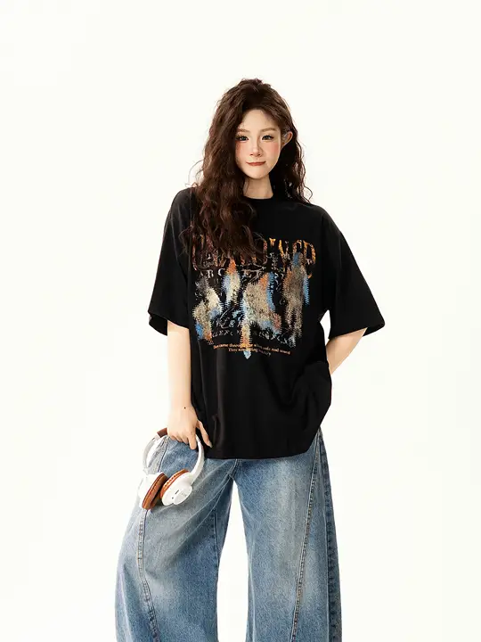 アメリカンビンテージデザインのグラフィックTシャツ【夏用・ビッグシルエット・ゆったりした着心地】
