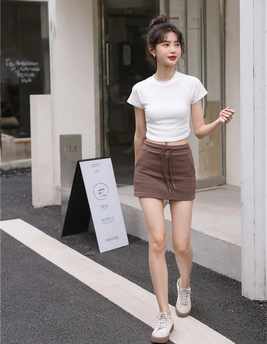 大人可愛い服 50代コーデの完全ガイド｜高腰Aラインスカートの選び方とコーディネート術