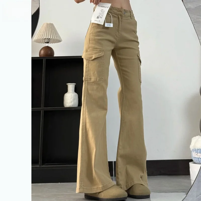 紺パンツ着こなしのコツは？カーキや茶色と比べて、なぜこのデニムパンツがおすすめなのか？