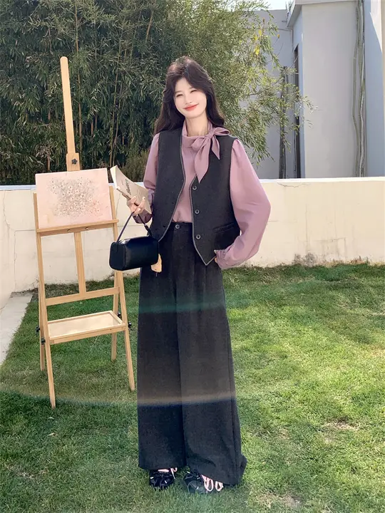 フランス風の高級感あるリボン付きシャツベストとワイドパンツ【春秋用・女性用・スタイリッシュ】（セットアップ対応）