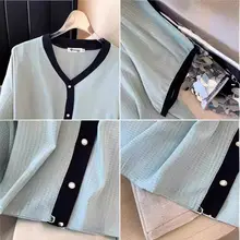 Vネック雪纺シャツ【夏用・ゆったりサイズ・短袖・体型カバー】