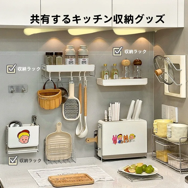 高級キッチン用壁掛け収納ラック：カートゥーンデザインとプラスチック素材の実用性評価
