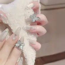 立体猫眼デザインのネイルアート用装飾パーツ【蝶モチーフ・合金製・華やか】
