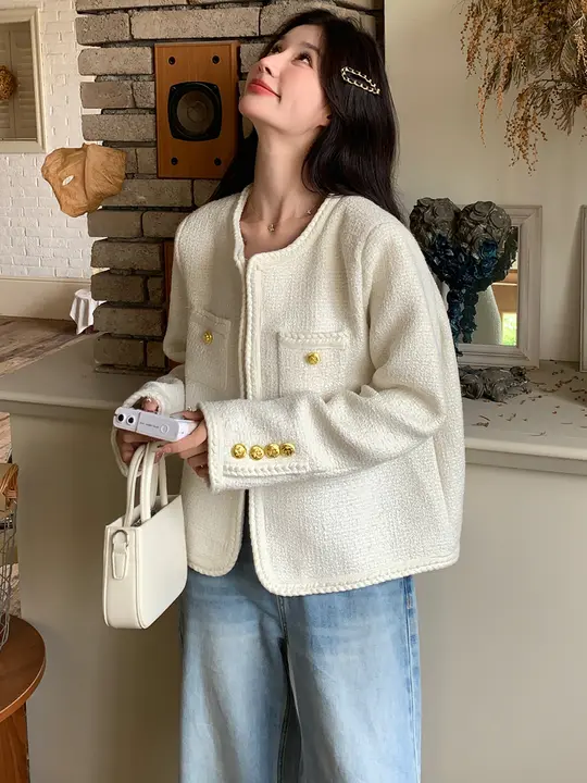 洗練されたデザインの春用ジャケット【シンプルスタイル・女性用】（セットアップ対応）