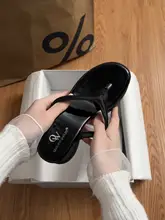 黒のヒール付きフレンチスタイルビーチサンダル【滑り止め・女性用・夏用】