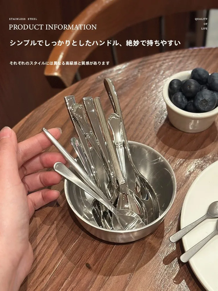 プチギフト スプーンの選び方：ステンレスミニスプーンの実用性とシーン別対応
