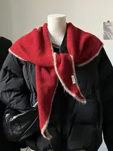冬季用レディース赤色ニット三角巾ショール【保温・おしゃれなデザイン・首元暖か】