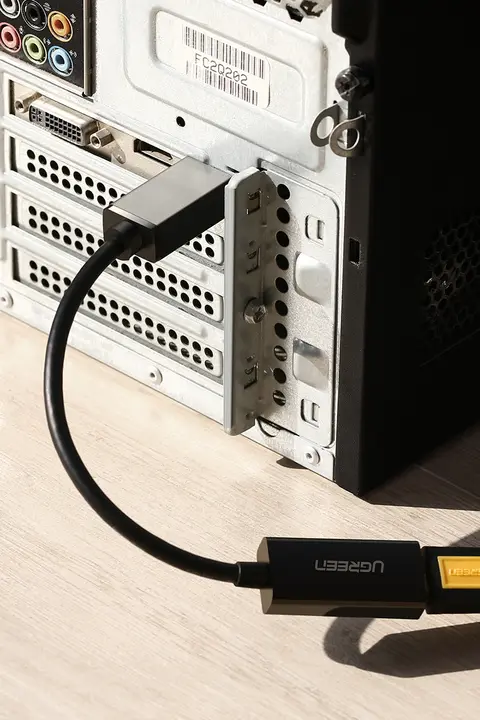 DisplayPort HDMI 変換アダプタ 4K対応 PC モニター テレビ 接続 「UGREEN」