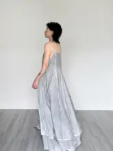 個性的なデザイン！大きなスカートのレトログラデーションキャミソールワンピース