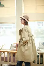 ゆったりとしたコットン製秋用トレンチコート【中丈・Aライン・七分袖・カーキ色】