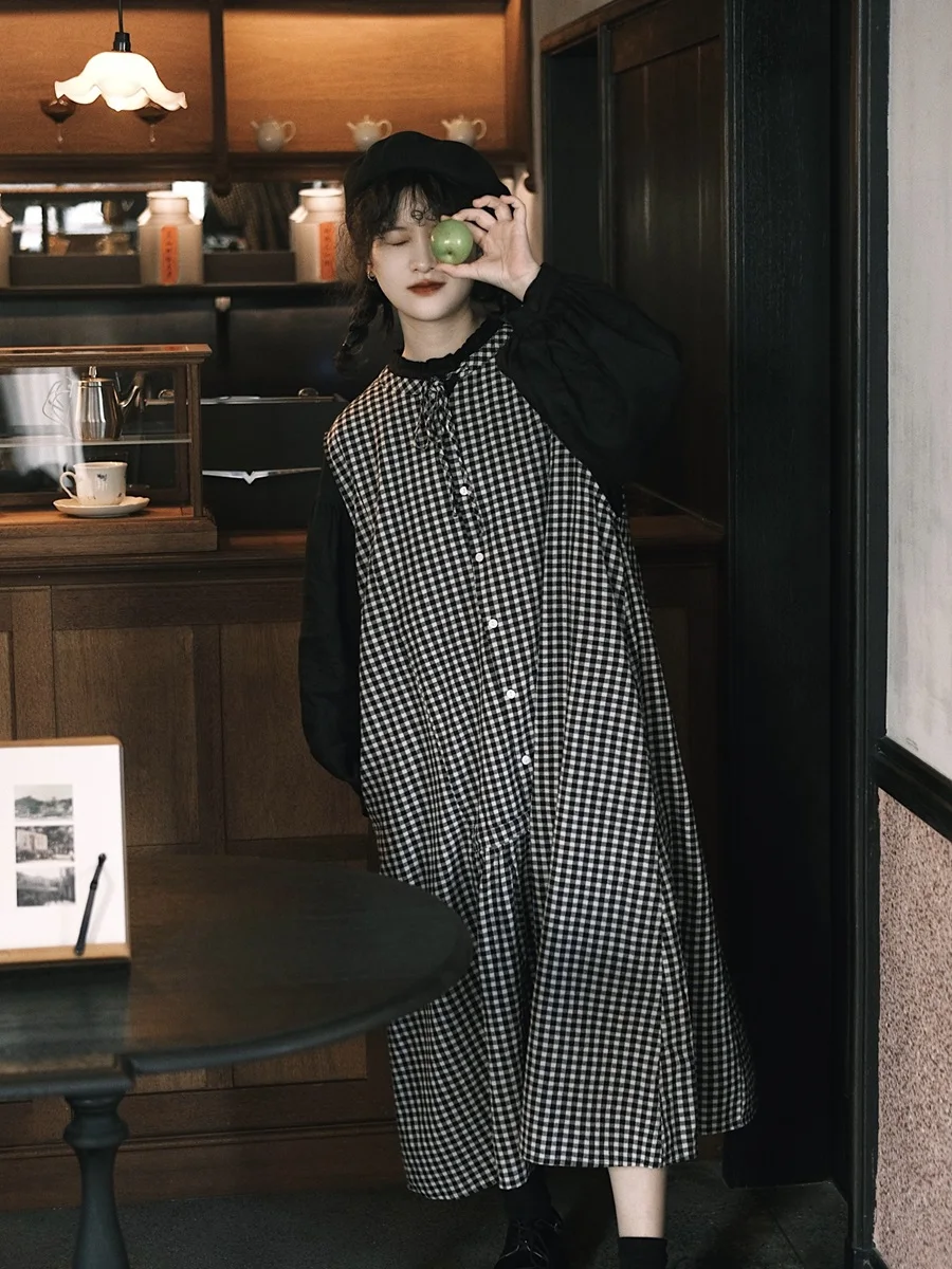 大人可愛い服 50代コーデ 完全ガイド｜黒と白グリッドワンピースの選び方と実際の着こなし