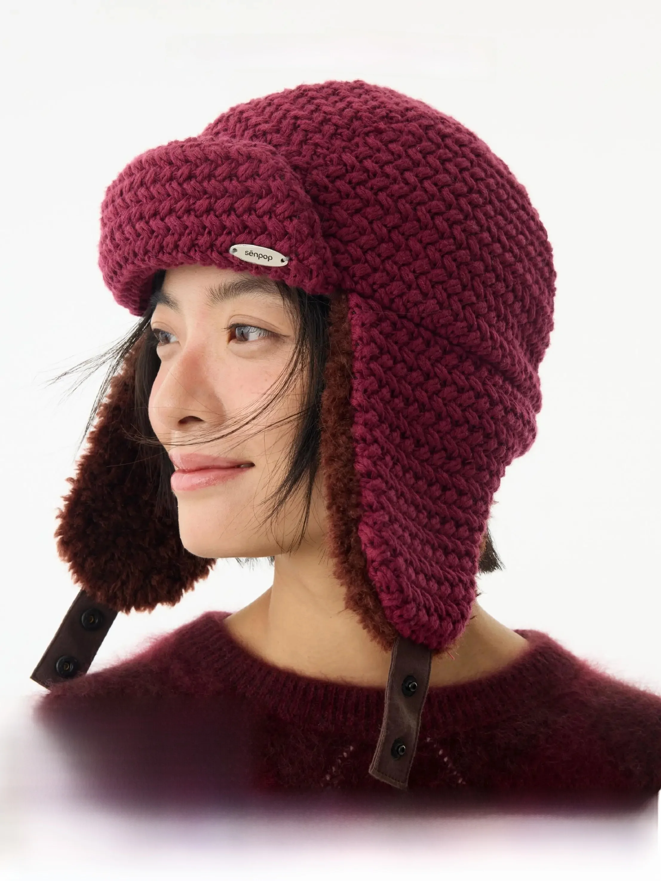 ゴートカシミヤ製の耳あて付き帽子：冬用ニットスタイルの保温性能と小清新デザイン