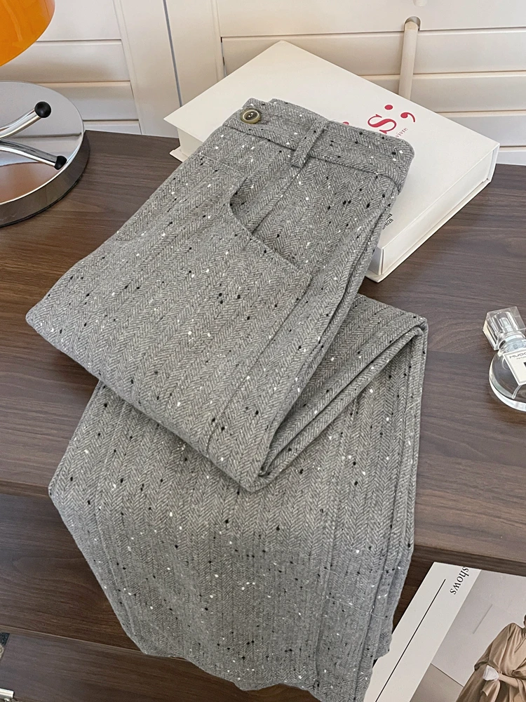 茶色の服に合うズボンは、どんな色がいいの？