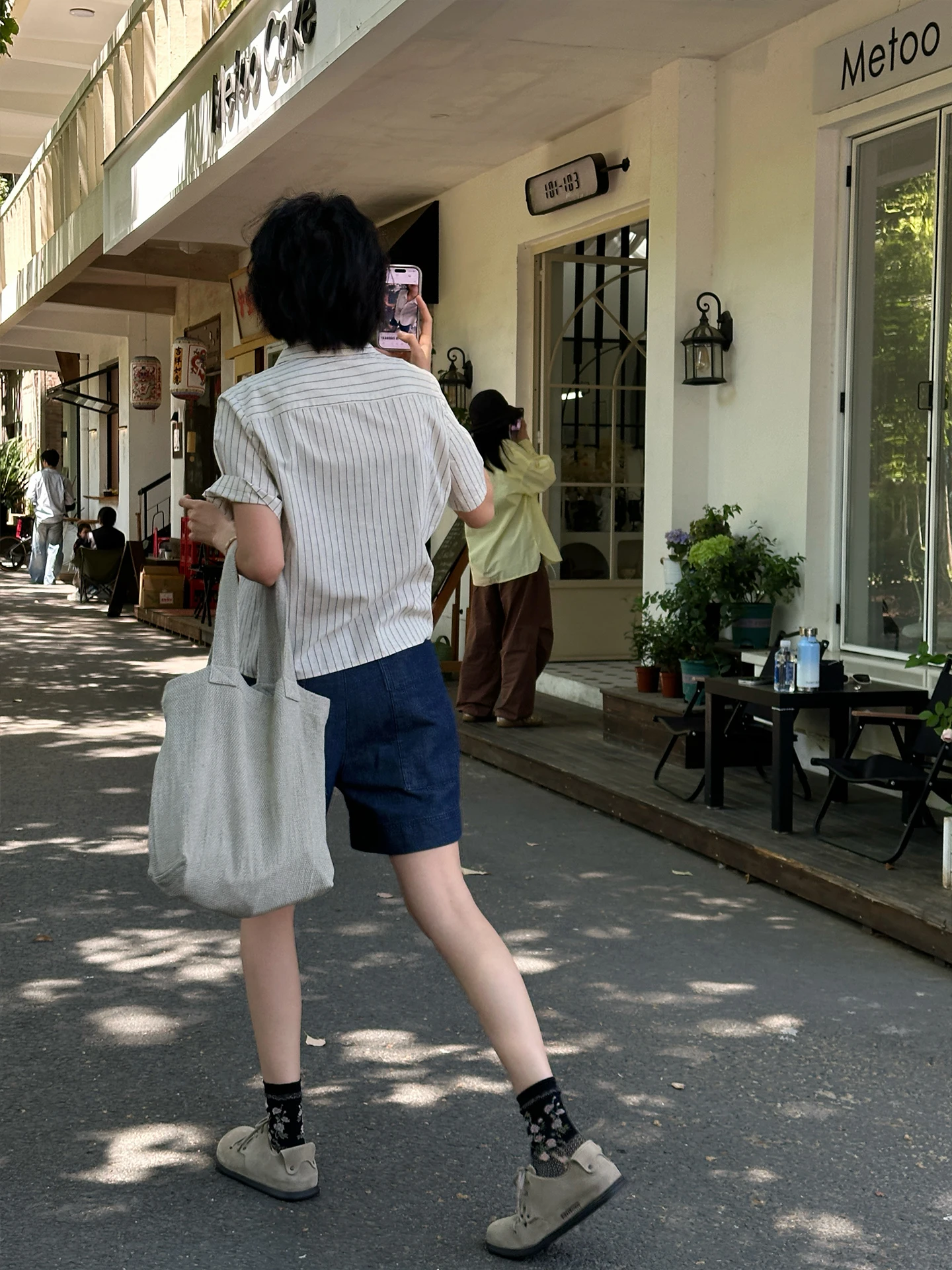 夏のカゴバックを選ぶときに迷うのは、なぜ？