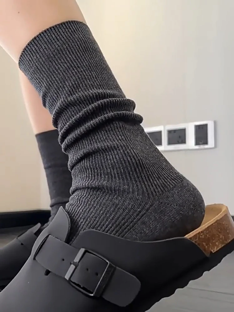チュニックに合うパンツの選び方：シンプルで着やすいストレートパンツの実用ガイド