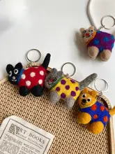 バッグチャーム キーホルダー ウールフェルト 猫 立体 ぬいぐるみ ストラップ かわいい