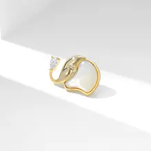 天然貝殻の小象ブローチ【防走光・女性用・カーディガン・胸花】