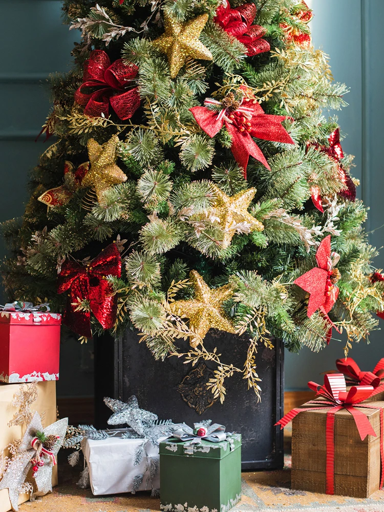 ゴールドとグリーン のヴィンテージクリスマスツリー飾り：大人数で楽しめる家庭用クリスマス装飾の最適解