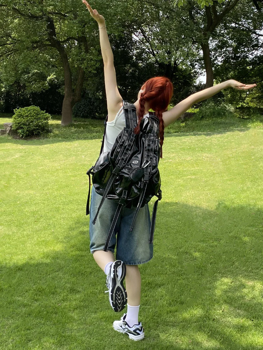 肩が痛くなる前に、通勤や旅行で使えるリュックはどれ？