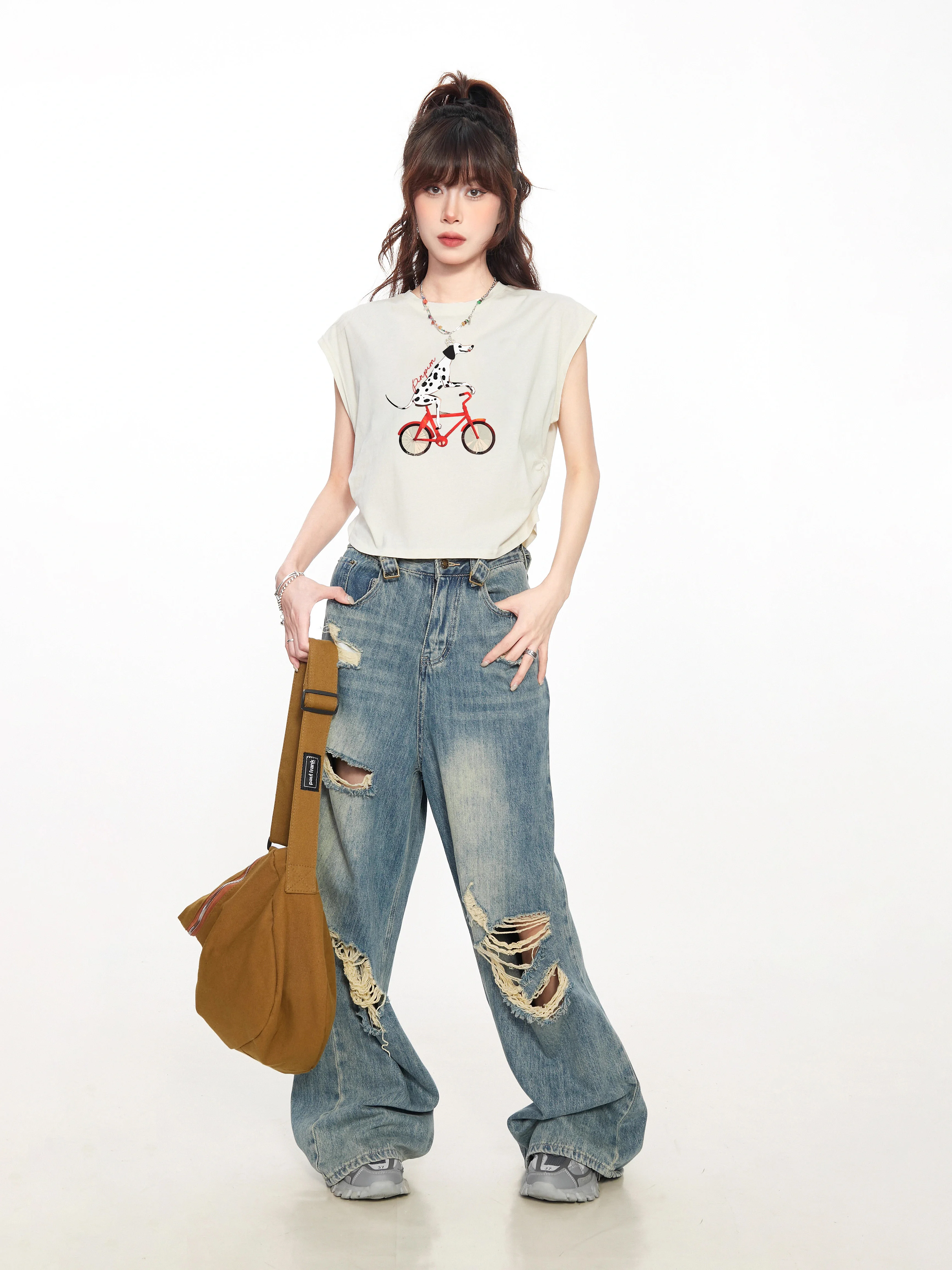 ピチピチTシャツはどう選ぶ？通勤から夏の日常まで、本当に使える選び方を解説
