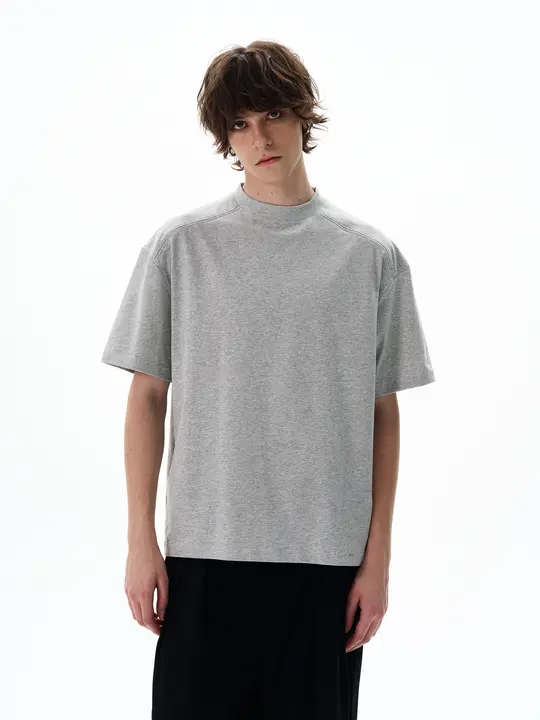 クール感のあるメンズ半袖Tシャツ【デニムスタイル・デコンストラクション・カップル向け】