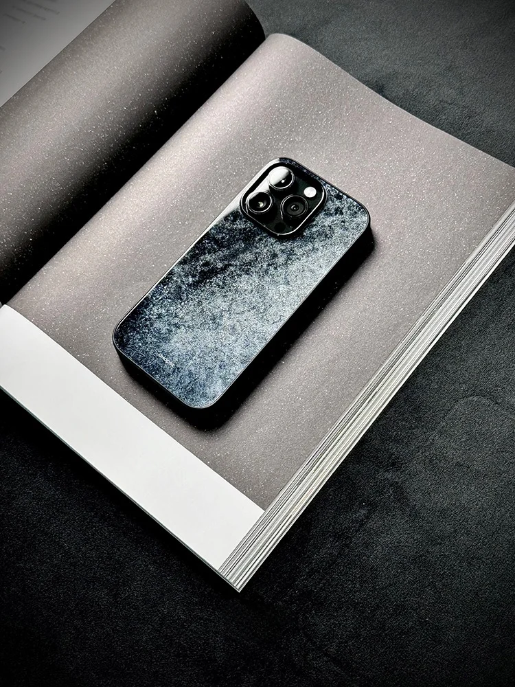 iPhone11プロフィルムとガラスフィルムの違いは？新中式デザインの保護ケースが解決する本当の悩みとは