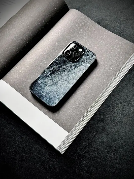 新中式デザインのiPhone用全包型ケース【滑り止め・ガラス素材】