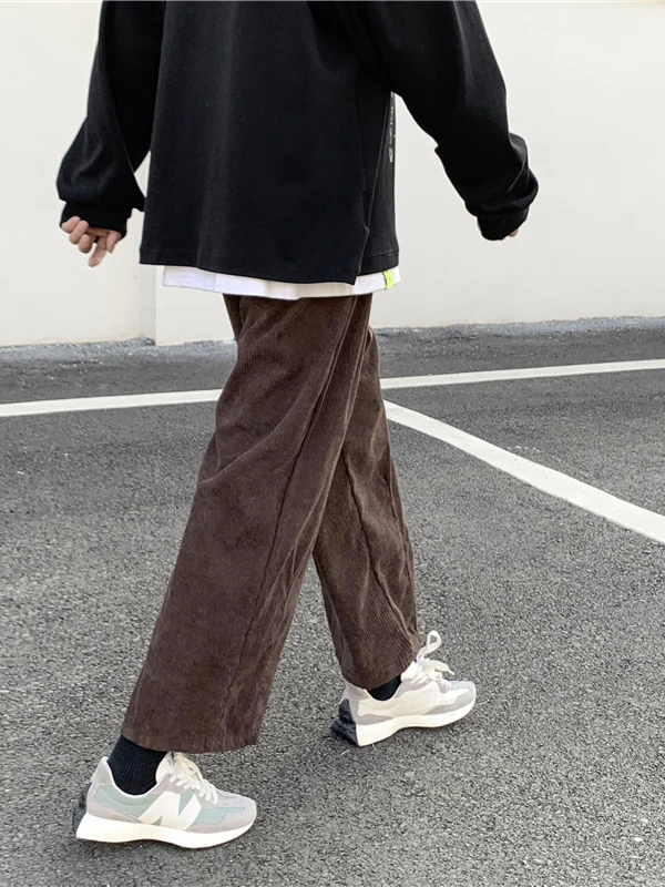 クロップドパンツの着こなしは難しい？実は「森爷」のコーデュロイパンツ1着で解決できる