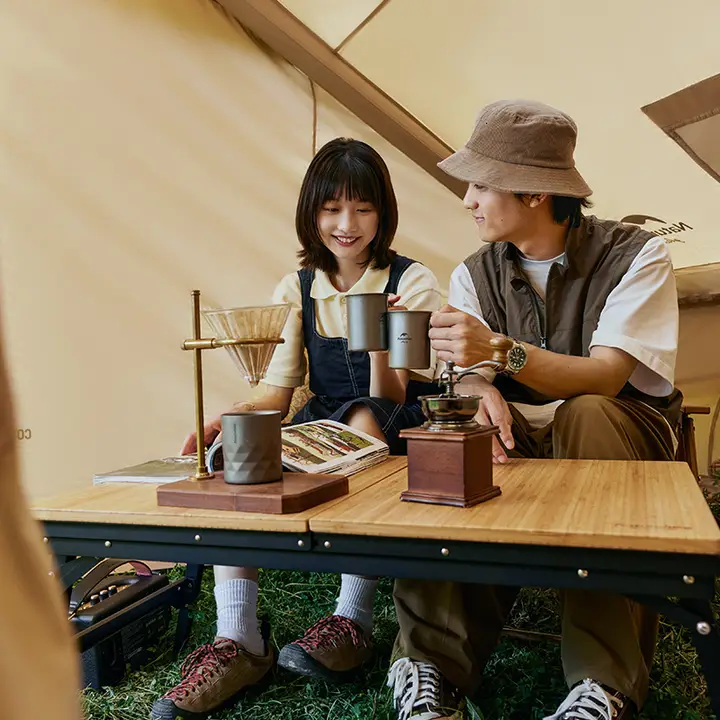 Naturehike 竹製折りたたみテーブル【スライド式・アウトドア・キャンプ・バーベキュー用】