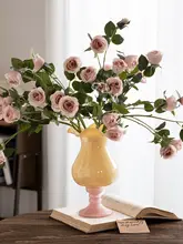花瓶 フラワーベース ガラス 脚付き 丸みのある フレンチ風 ヴィンテージ 上品 デザイン性 テーブル インテリア