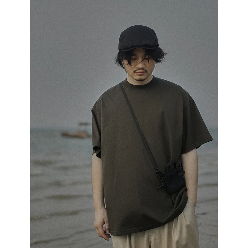 アウトドア系に必要な「夏の1枚」は、このTシャツが救う？