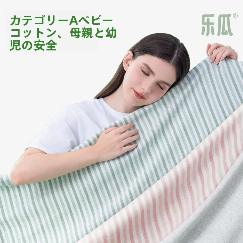 大人用抱き枕：白鹅绒素材と交換可能なカバーで快適な寝室環境を実現