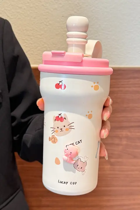 スタイリッシュな保温水筒【不锈鋼製・ストロー付き・お茶用・コーヒーカップ】