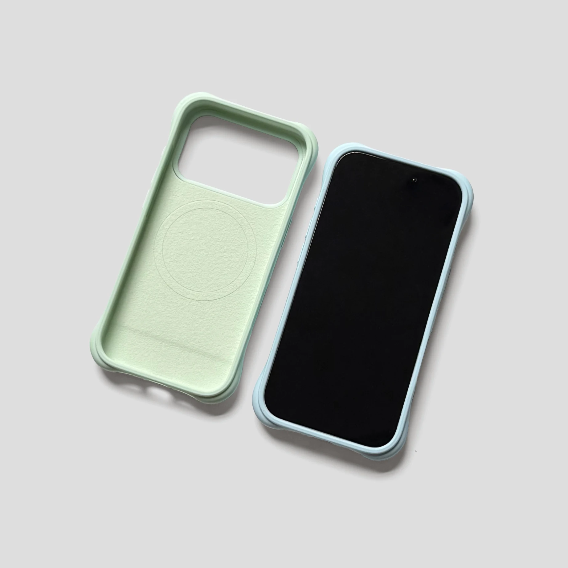 2026年の人気スマホケースは、シンプルさと機能性のバランスが鍵？