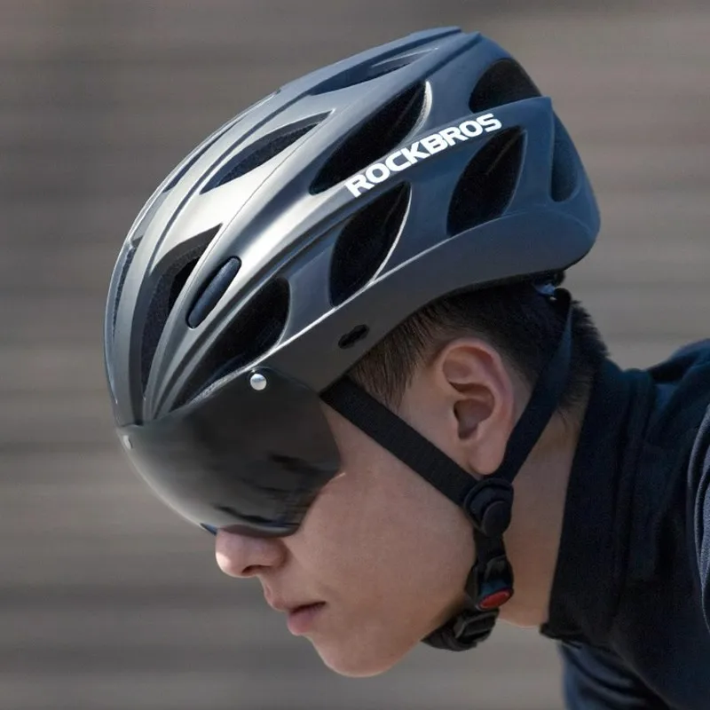 UVカット機能の自転車ヘルメットは本当に必要？その効果と選び方を徹底解説