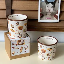トマトデザインの陶磁器マグカップ【家庭用・飲料用・高デザイン性】