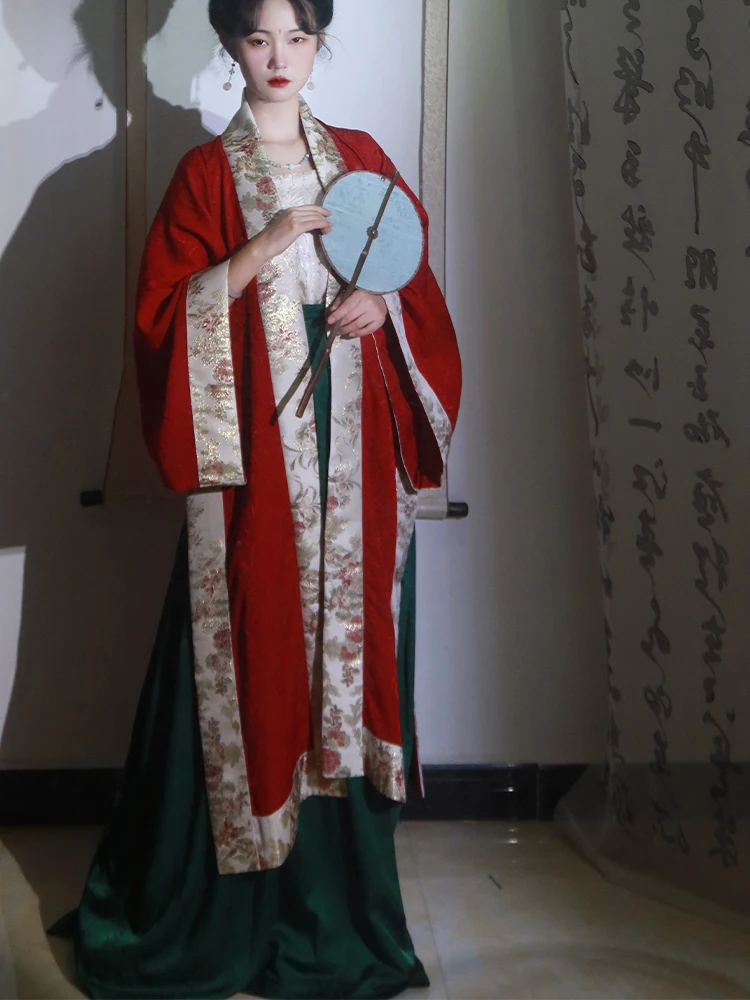 赤い提花デザインの褙子と百迭裙【新中式デザイン・日常用・春夏対応】（セットアップ対応）