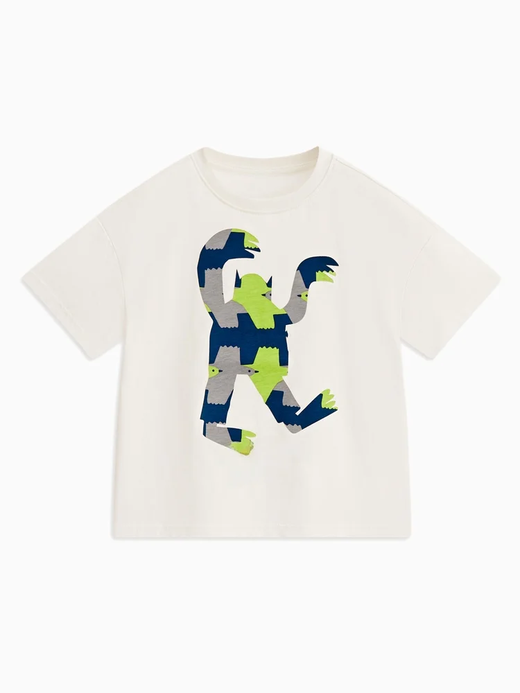 かっこいい赤キャラクターをどう選ぶ？子どもに着せたい夏の1品としての正解は？
