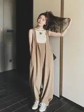 カーキ色の高級感あるサスペンダー付きオールインワンパンツ【春夏用・フィット・女性用】（セットアップ対応）