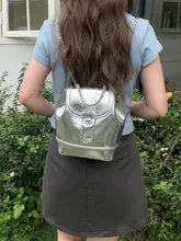 エレガントなデザイン！チェーン付きシルバーリュックサック【小型・旅行用・ハンドル付】（セットアップ対応）