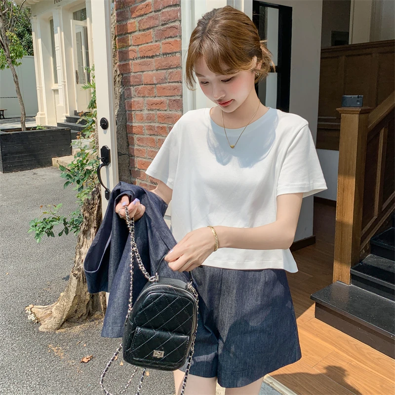 30代の夏にぴったりなカジュアルコーデは、どう選ぶ？