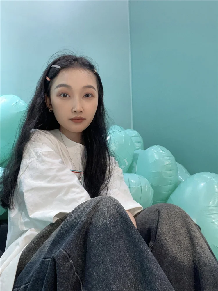 cropped t shirt は本当に通勤に合うのか？リアルな使い方と選び方を解説