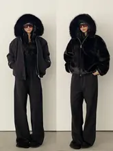 2way着用可能なリバーシブルファーセーター【中長丈・フード付き・ジップアップ・冬用】