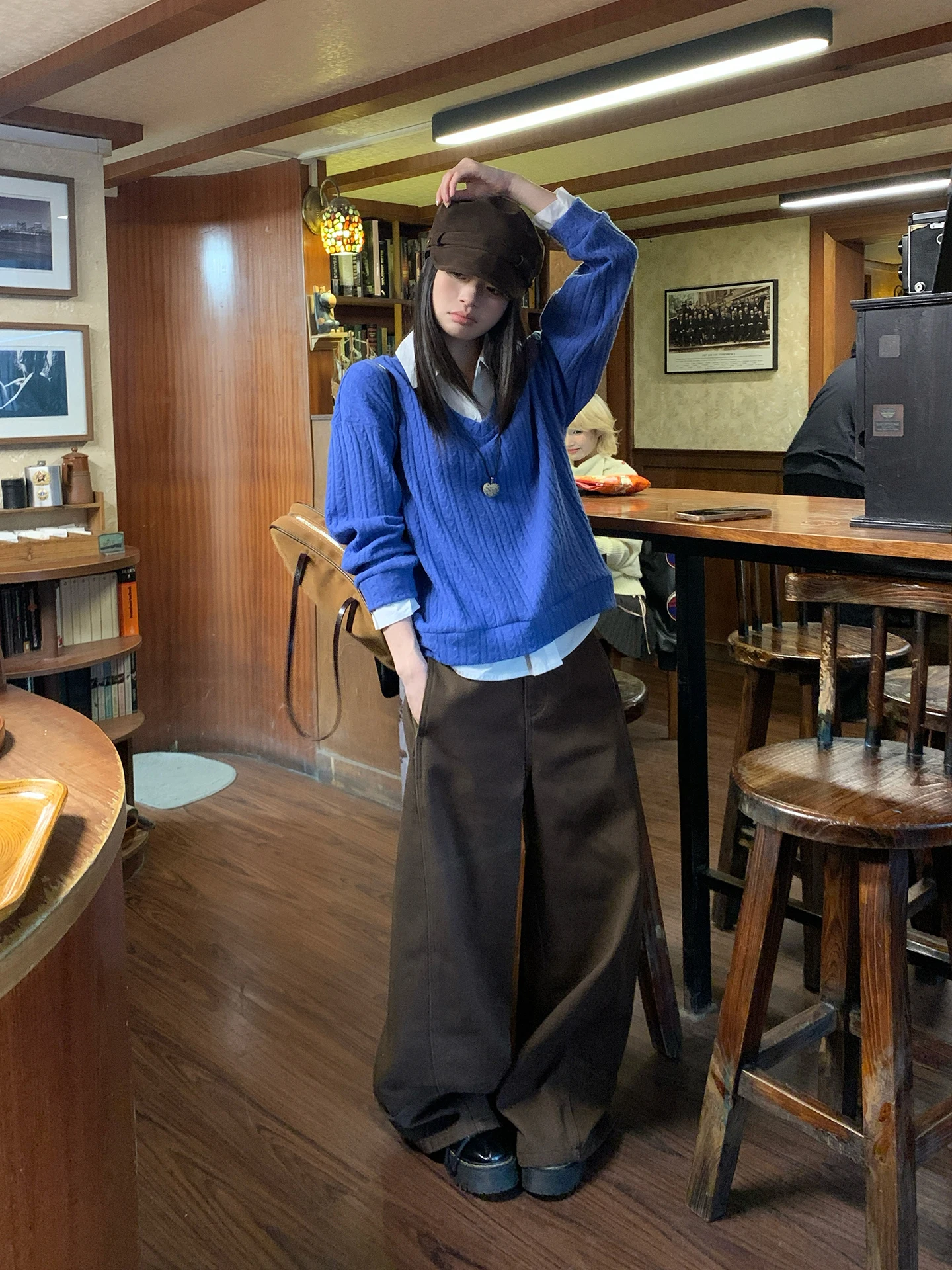 カーキ色のパンツを選ぶときに迷うなら、この1本で解決できる？