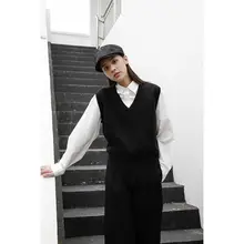 ニットベスト レディース Vネック ノースリーブ シンプル ヴィンテージ 重ね着 ホワイト 春 着回し