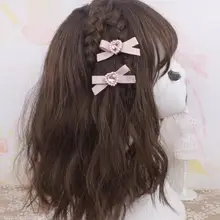 可愛らしいデザインのストロベリーレース付きヘアクリップ【大きなリボン・手作り】